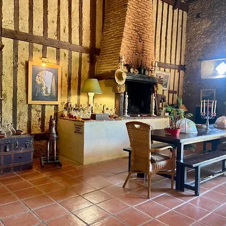 Le Chai D'armagnac Penzion 3*