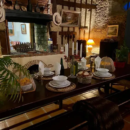 Le Chai D'armagnac Πανσιόν